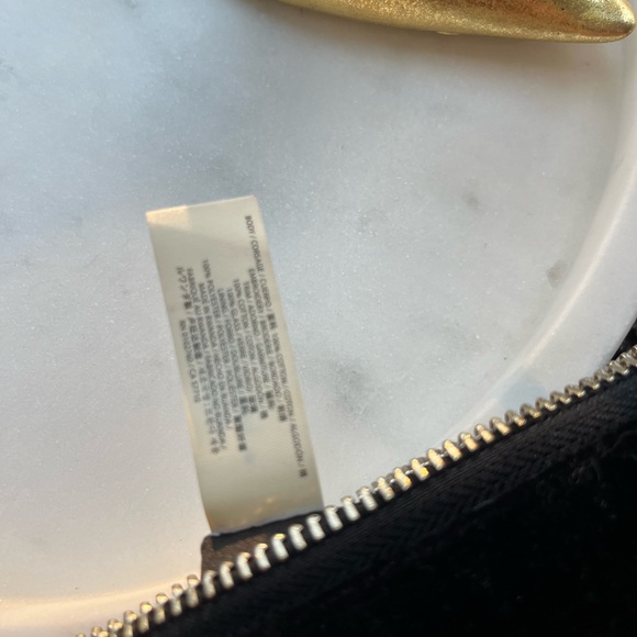 KATE SPADE DOWNTOWN PEARL EMBELLISHED GIA CLUTCH BAG - Picture 7 of 8